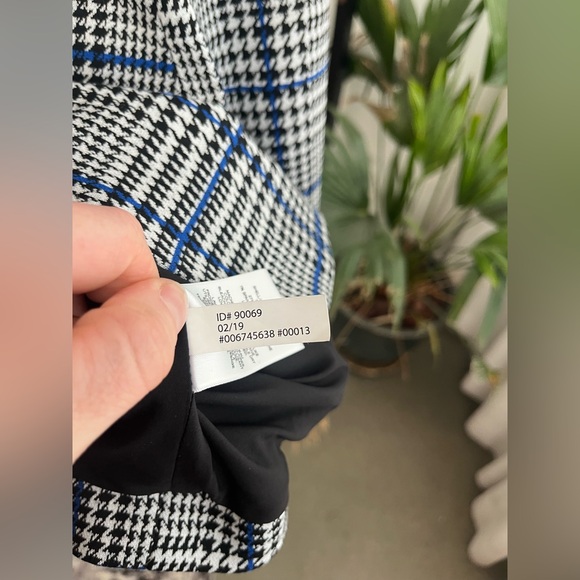 Express Houndstooth One Button Blazer - Picture 5 of 6